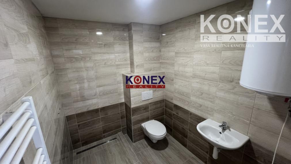 NA PRENÁJOM! Obchodný priestor CENTRUM Vranova n/T (42 m2)