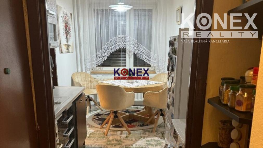 VEĽKÝ 4-izbový byt na Berehovskej ul. - TREBIŠOV