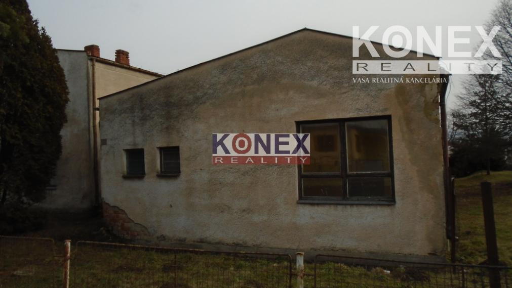 SKVELÁ INVESTIČNÁ PRÍLEŽITOSŤ! Budova bývalej školy v Pustom Čemernom.
