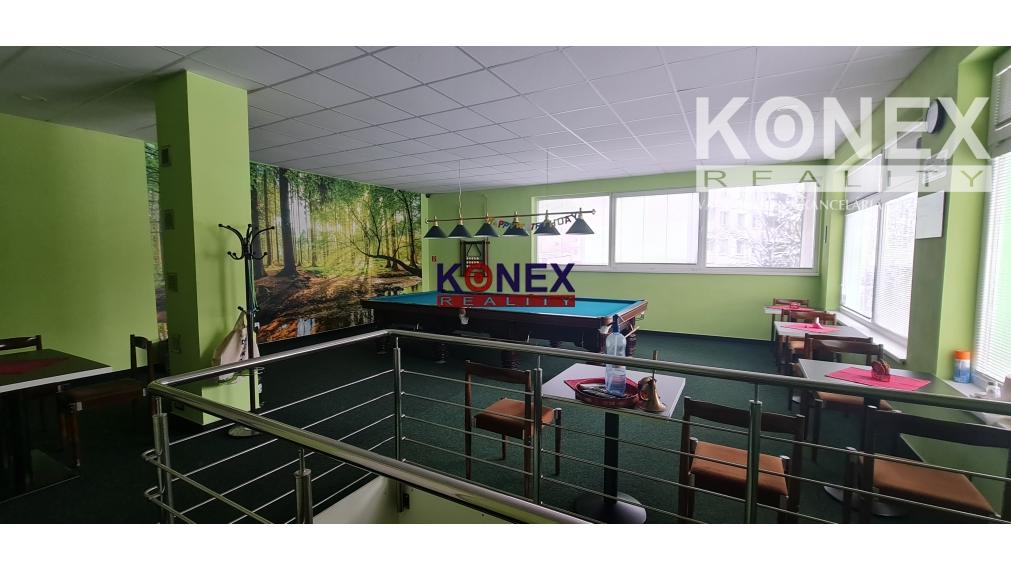 NA PREDAJ  - Budova s barom v centre mesta Veľké Kapušany