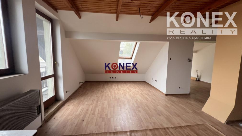 Podnikateľský objekt s pozemkom - Trebišov