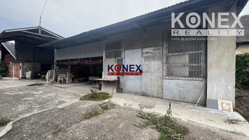 Podnikateľský objekt s pozemkom - Trebišov