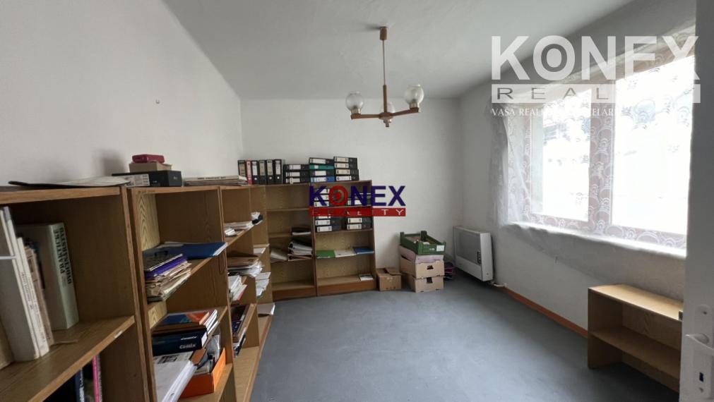 Podnikateľský objekt s pozemkom - Trebišov