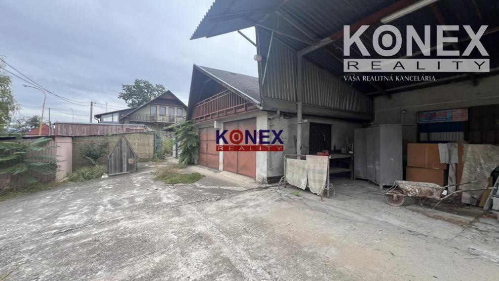 Podnikateľský objekt s pozemkom - Trebišov