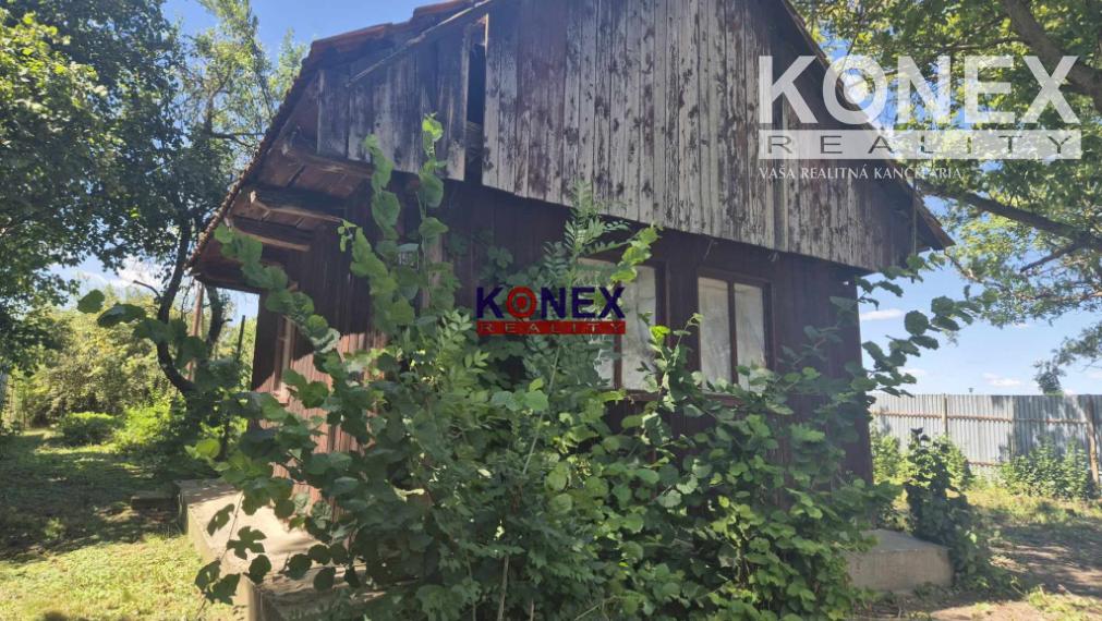 VÝHODNÁ PONUKA – CHATA s pozemkom v obci IŇAČOVCE