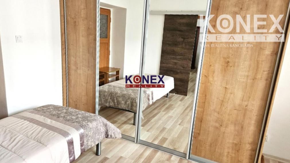 NA PREDAJ: 3-izbový byt v centre Michaloviec – Námestie osloboditeľov