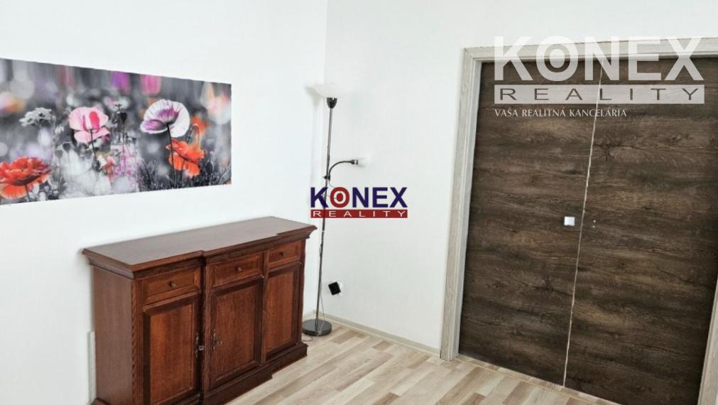 NA PREDAJ: 3-izbový byt v centre Michaloviec – Námestie osloboditeľov