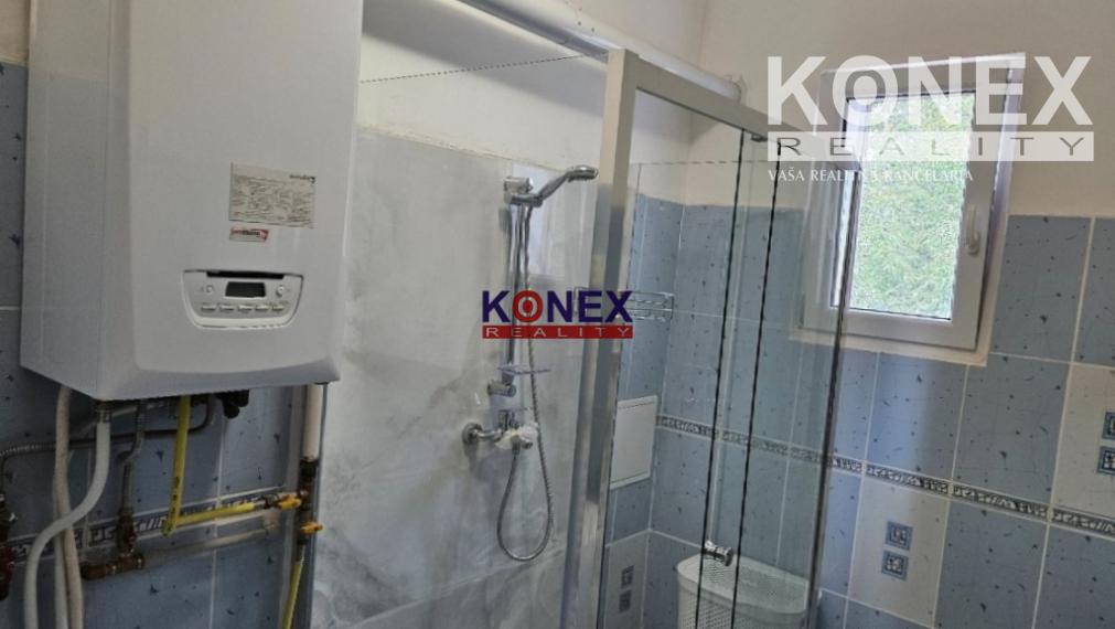 NA PREDAJ: 3-izbový byt v centre Michaloviec – Námestie osloboditeľov