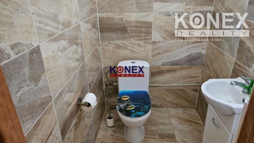 NA PREDAJ: 3-izbový byt v centre Michaloviec – Námestie osloboditeľov