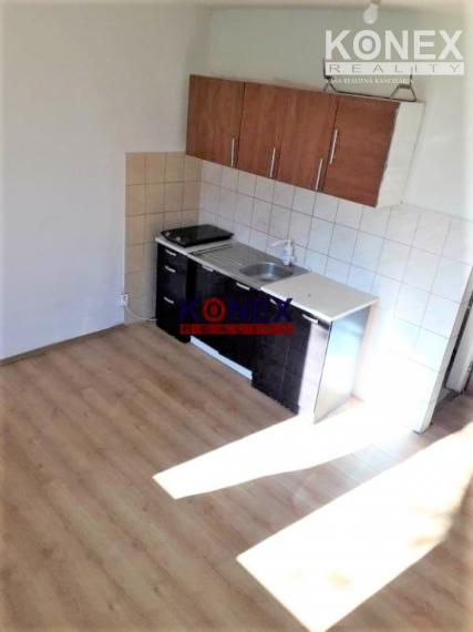 3-izbový byt rozdelený na 2 bytové jednotky – Veľké Kapušany