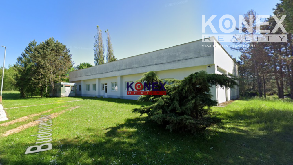 NA PREDAJ - ROZSIAHLY PRIEMYSELNÝ AREÁL v meste SNINA