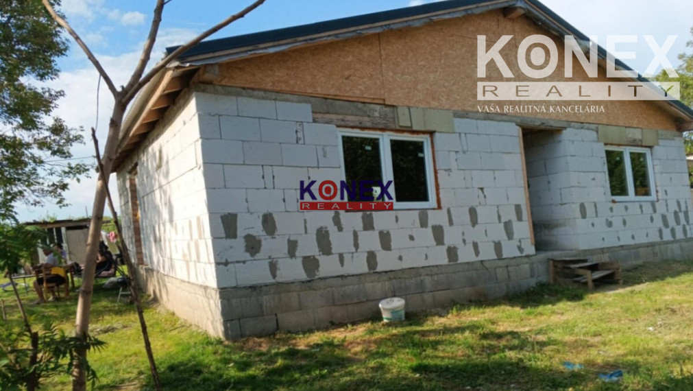 NA PREDAJ – Rodinný dom v obci Lastovce
