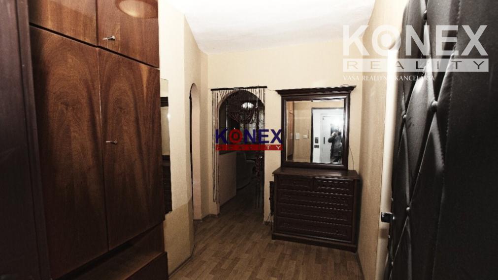 NA PREDAJ 2-izbový byt na Palárikovej ul. v Snine