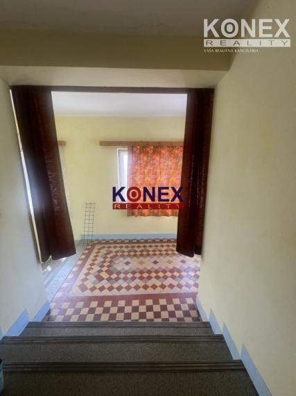 NA PREDAJ – RODINNÝ DOM v obci SAČUROV