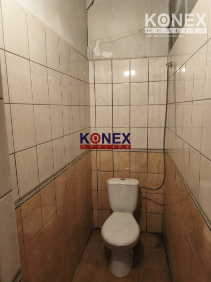 RODINNÝ DOM na rekonštrukciu v meste SOBRANCE