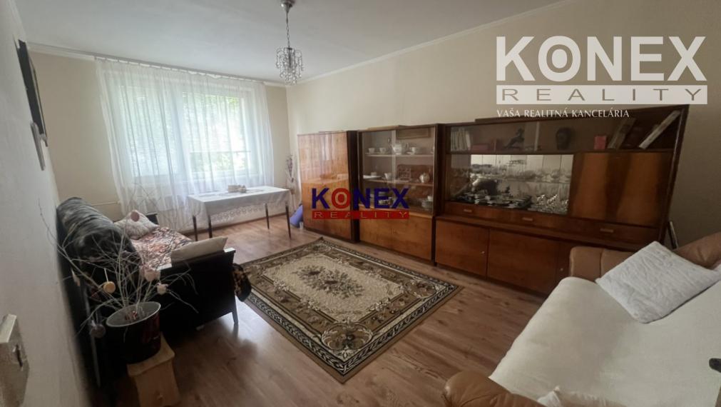 NA PREDAJ –  3 Izbový byt Veľké Kapušany