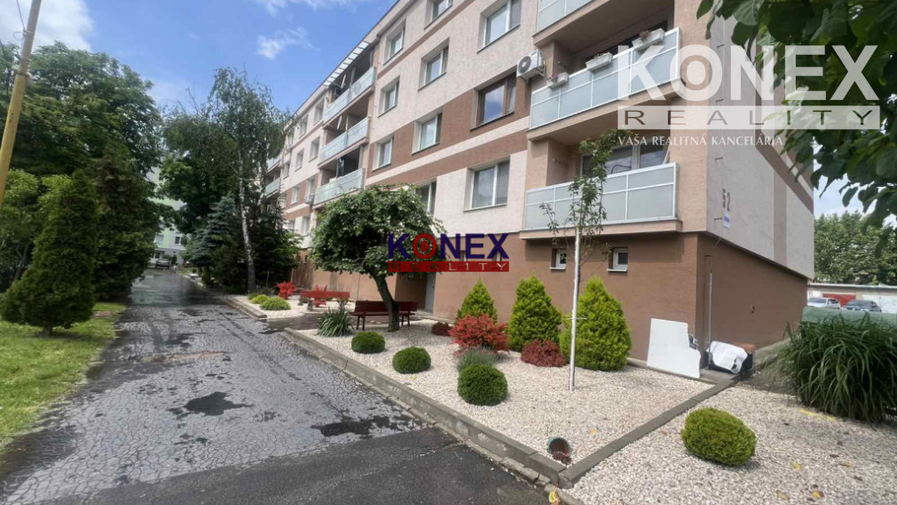 NA PREDAJ –  3 Izbový byt Veľké Kapušany