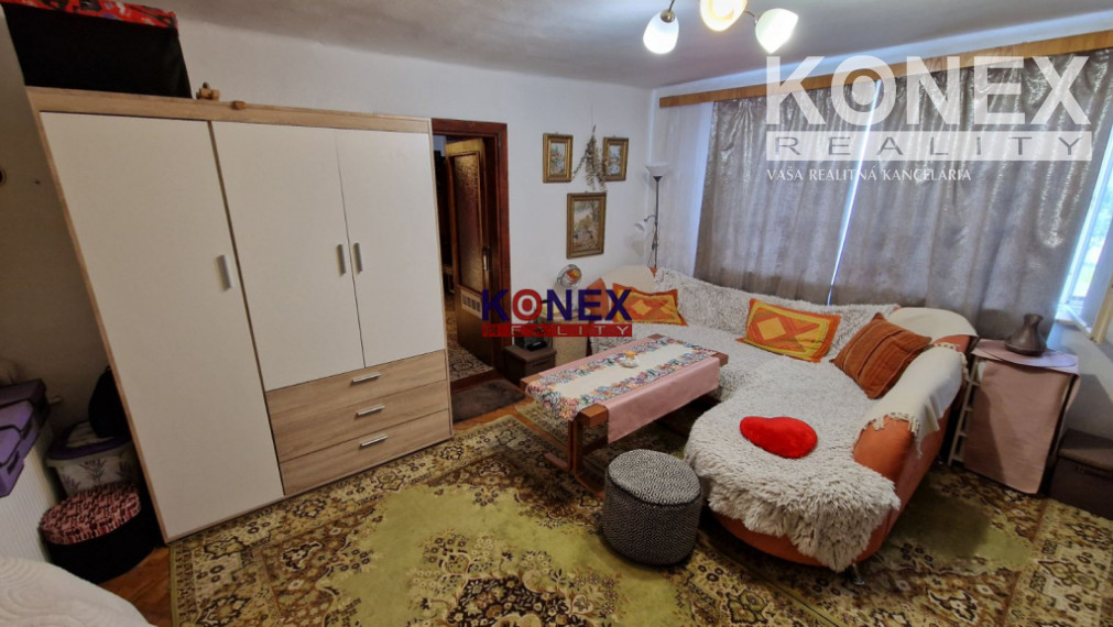 INVESTIČNÁ PRÍLEŽITOSŤ – RD a rozľahlý pozemok, Michalovce