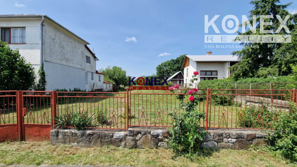 INVESTIČNÁ PRÍLEŽITOSŤ – RD a rozľahlý pozemok, Michalovce