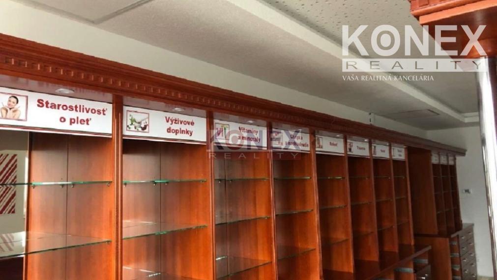 NA PREDAJ! TROJPODLAŽNÝ POLYFUNKČNÝ OBJEKT V SNINE