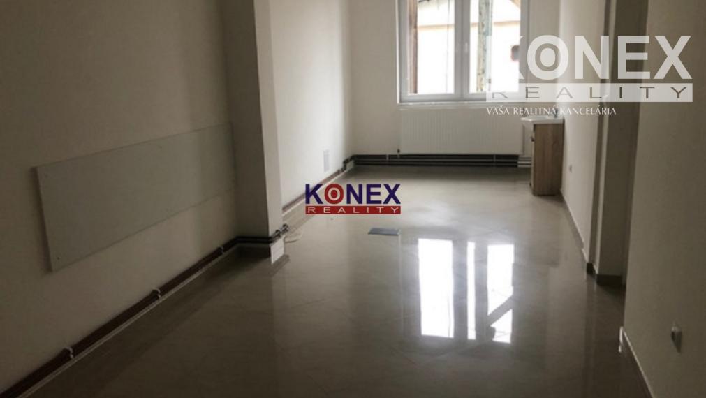 NA PREDAJ! TROJPODLAŽNÝ POLYFUNKČNÝ OBJEKT V SNINE