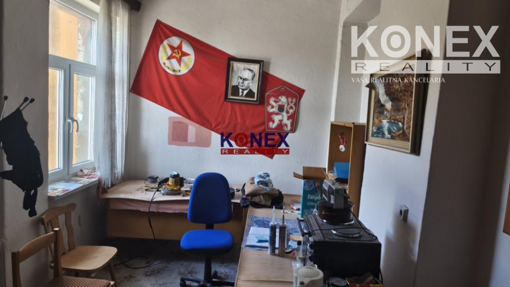 NA PREDAJ – MULTIFUNKČNÁ BUDOVA v centre Sobraniec