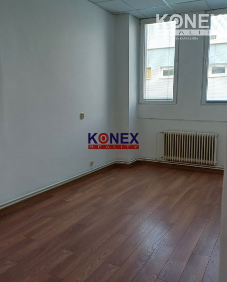 ID-2533 NA PRENÁJOM! Kancelárske priestory na ul. Masarykovej v Michalovciach