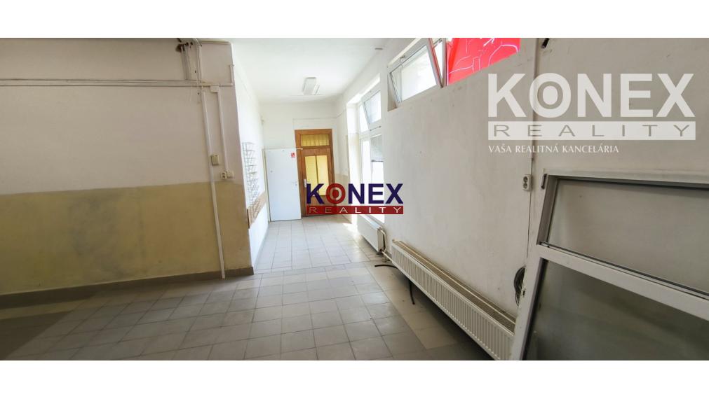 NA PREDAJ / PRENÁJOM – Budova potravín v obci Hraň