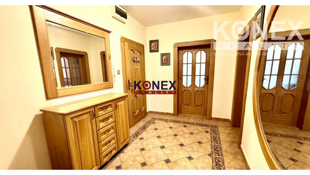 Priestranný 3-izbový byt po rekonštrukcii - Partizánska ulica, Humenné