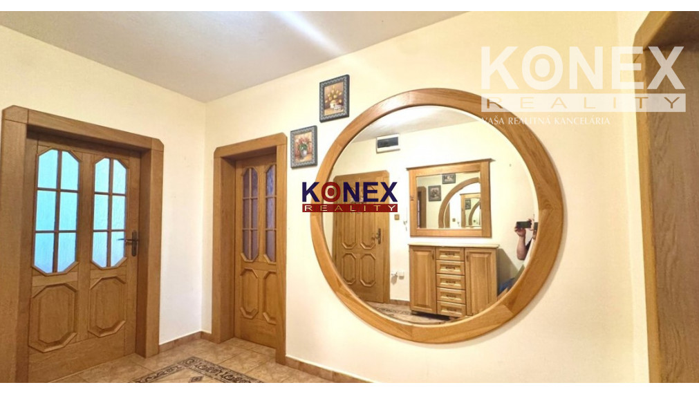 Priestranný 3-izbový byt po rekonštrukcii - Partizánska ulica, Humenné