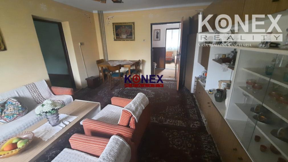 Rodinný dom na predaj – VRANOV NAD TOPĽOU