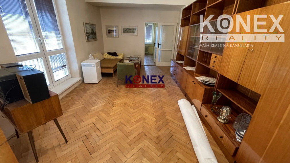 NA PREDAJ –  2-izbový byt v meste TREBIŠOV