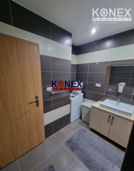 REZERVOVANÉ Krásny zrekonštruovaný 3-izbový byt MICHALOVCE