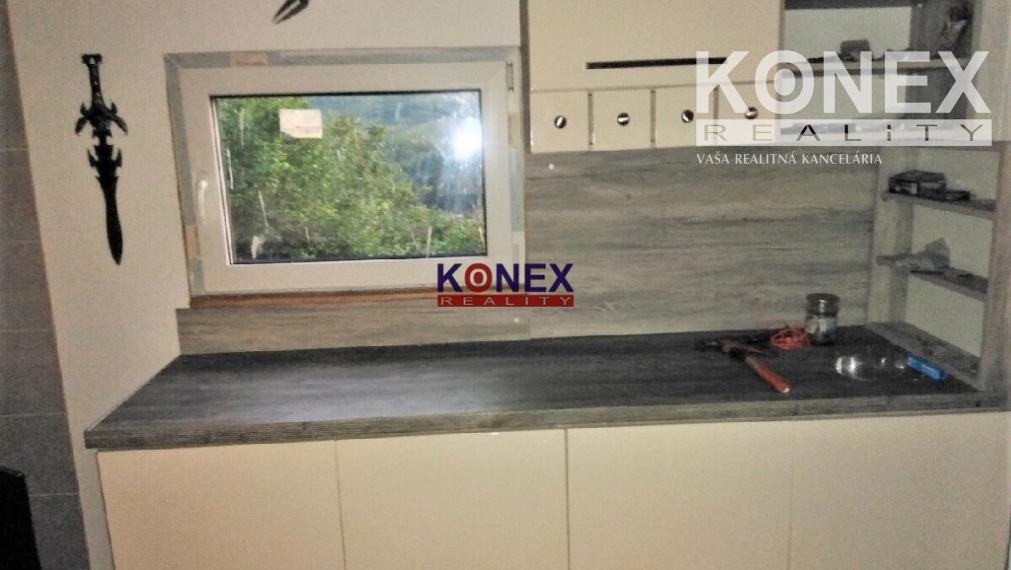 Chatka s krásnym 9 á pozemkom – Zemplínske Hámre