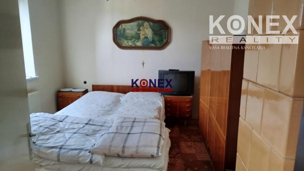 PEKNÝ Rodinný domček v meste SVIDNÍK NA PREDAJ