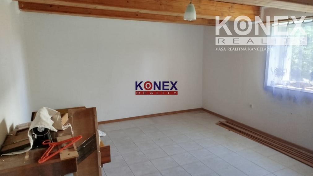 PEKNÝ Rodinný domček v meste SVIDNÍK NA PREDAJ