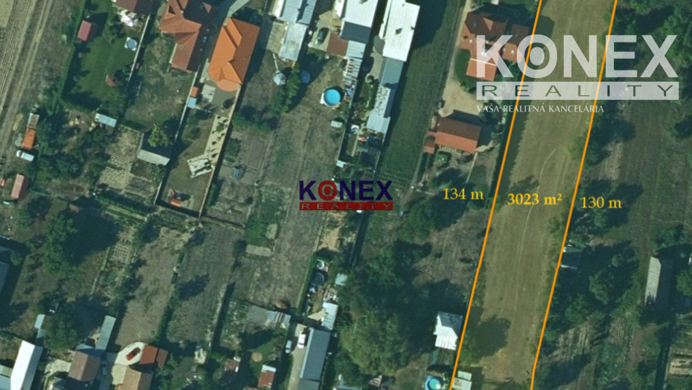 Rozľahlý rovinatý pozemok na výstavbu – KRÁSNOVCE