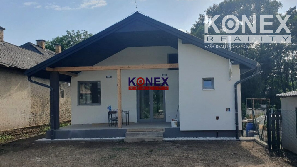 ID-2678 Krásny moderný rodinný dom v obci KAMIENKA pri Humennom