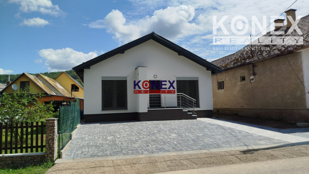 ID-2678 Krásny moderný rodinný dom v obci KAMIENKA pri Humennom