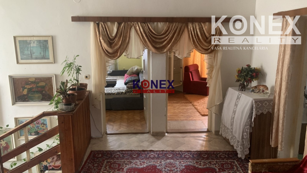 NOVINKA Poschodový rodinný dom v obci Leles