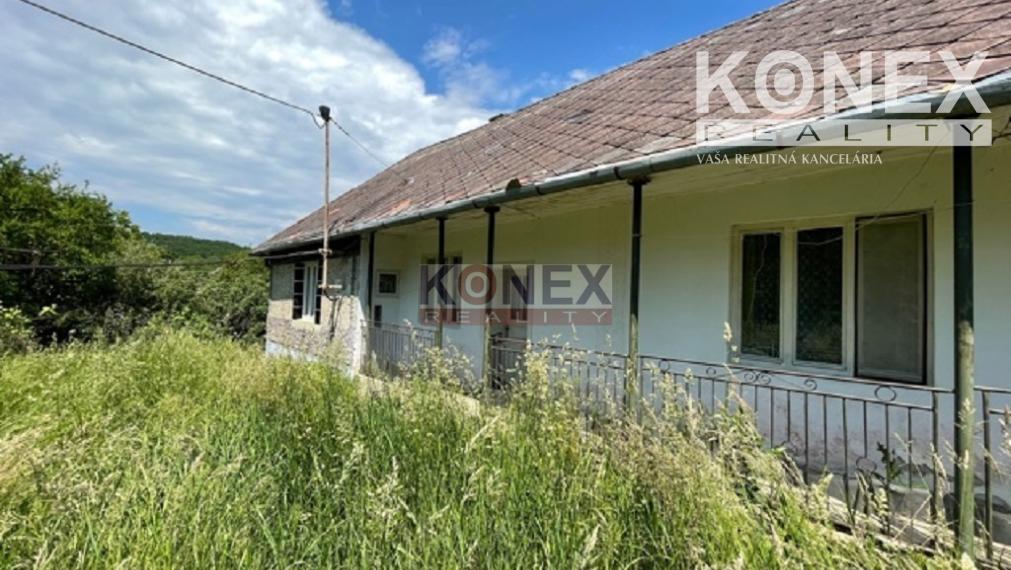 Rodinný dom / chalupa v obci Petrovce, okr. Sobrance