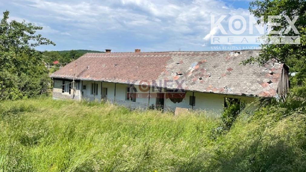 Rodinný dom / chalupa v obci Petrovce, okr. Sobrance