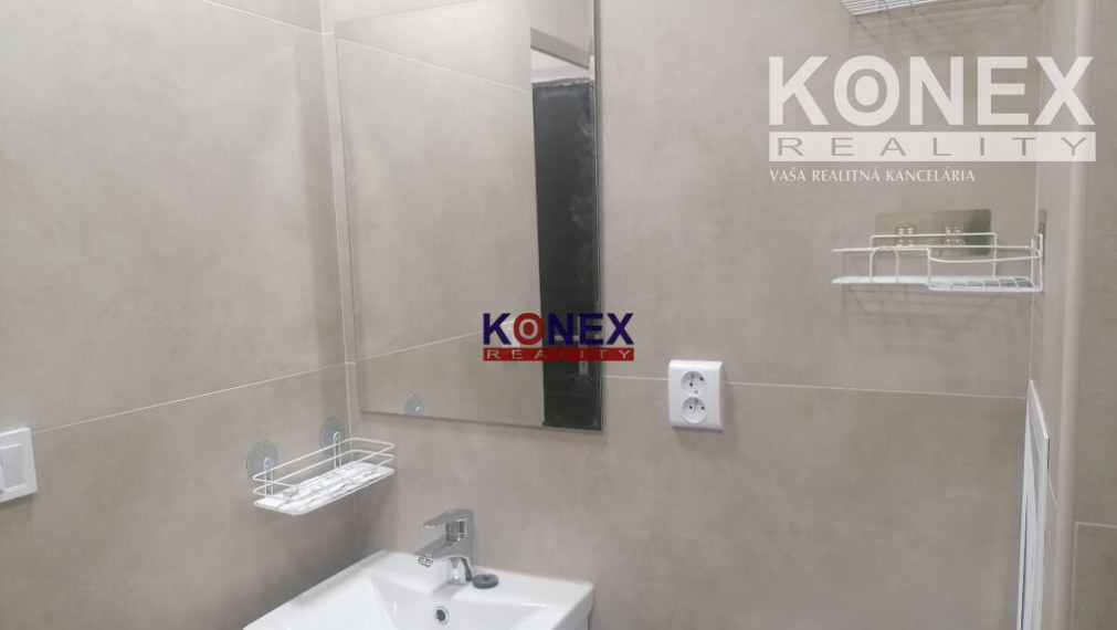 GARSÓNKA na predaj – VEĽKÉ KAPUŠANY