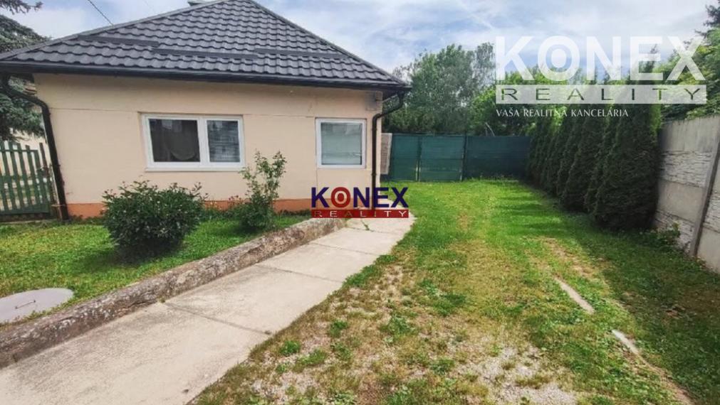 Rodinný dom v obci Mokrance – NA PREDAJ