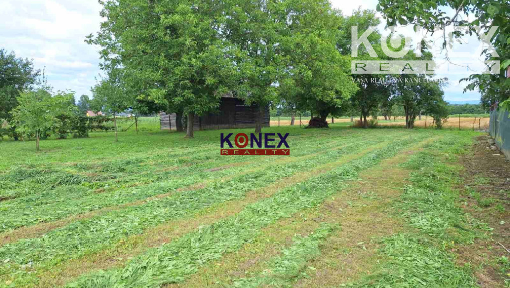 Rodinný dom v obci Jenkovce, 12 km od Sobraniec