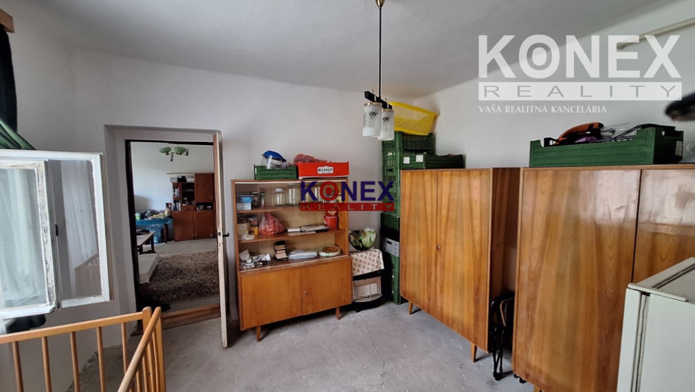 Rodinný dom v obci Jenkovce, 12 km od Sobraniec