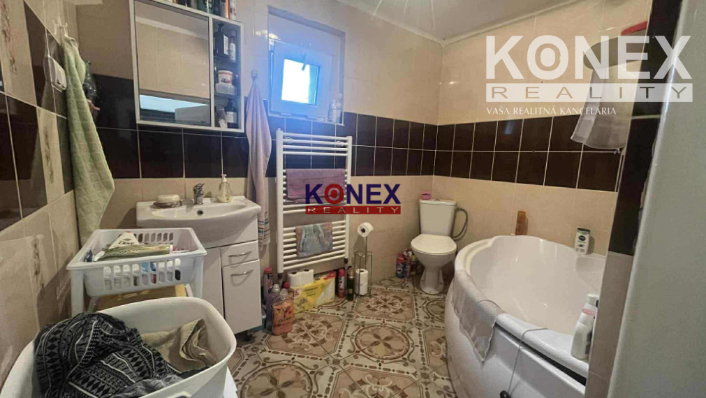 NA PREDAJ –  Dvojgeneračný rodinný dom TREBIŠOV