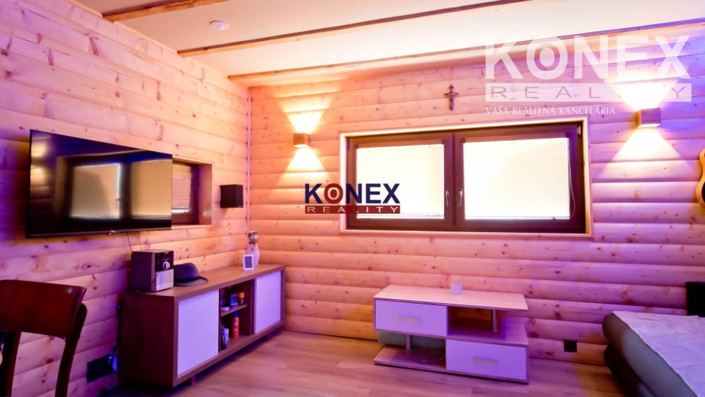 REKREAČNÁ CHATA na VINNOM JAZERE na predaj