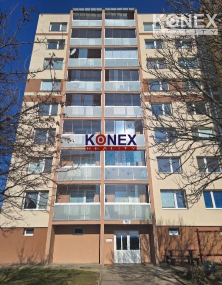 VÝHODNE! KOMPLET REK. 2-izbový byt ČIERNA NAD TISOU