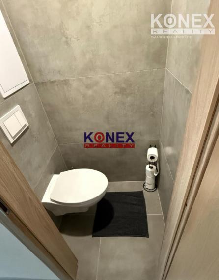 VÝHODNE! KOMPLET REK. 2-izbový byt ČIERNA NAD TISOU